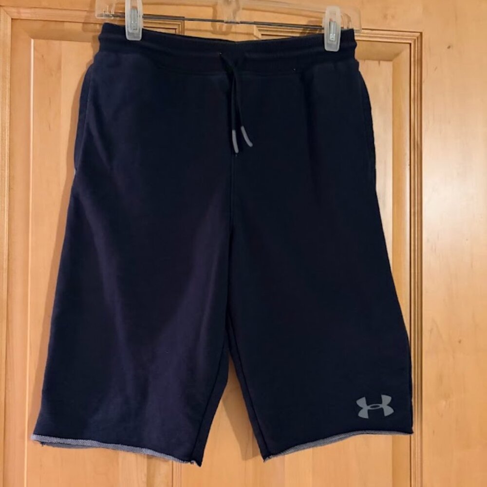 Under Armour Shorts Size YL